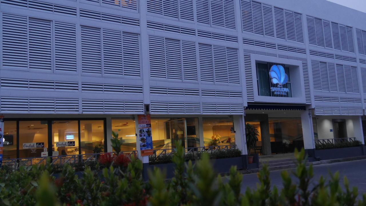 Samudra Hotel クチン エクステリア 写真
